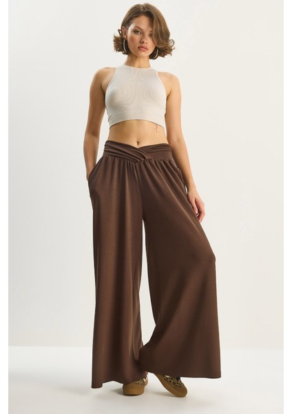 Kadın Asimetrik Bel Detaylı Cepli Rahat Modal Pantolon