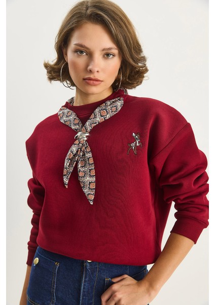Kadın Fular Detaylı Ceylan Naıkışlı Üç Iplik Şardonlu Oversize Sweatshirt