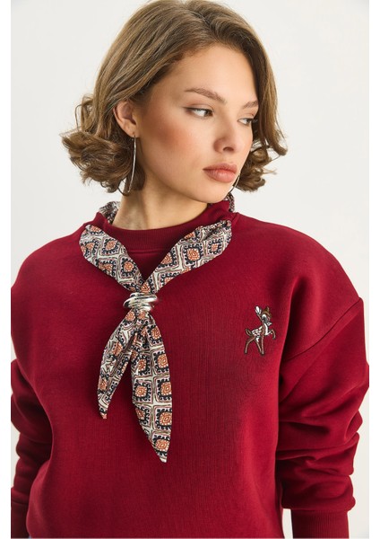 Kadın Fular Detaylı Ceylan Naıkışlı Üç Iplik Şardonlu Oversize Sweatshirt fırsatları