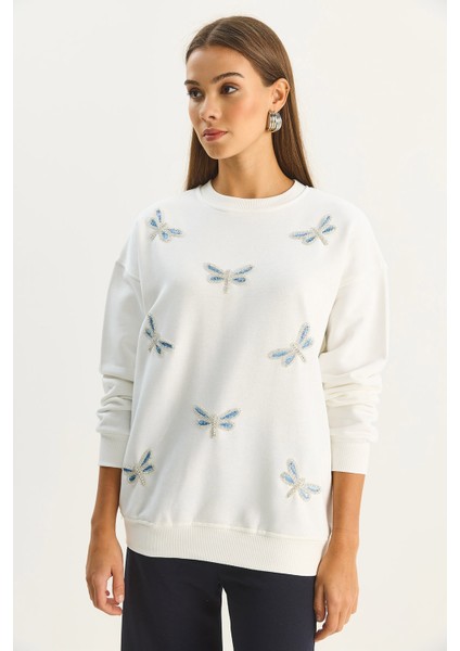 Kadın Bisiklet Yaka Kelebek Taş Işlemeli Relaxed Sweatshirt indirimleri