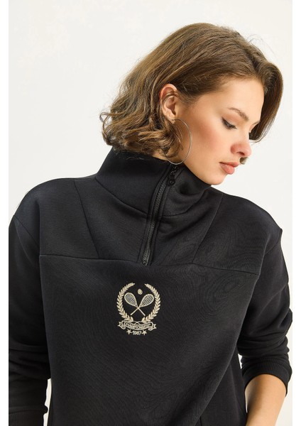 Kadın Dik Yaka Yarım Fermuarlı Içi Polarlı Crop Sweatshirt fırsatları