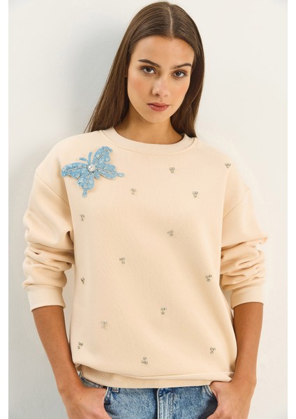 Kadın Bisiklet Yaka Kelebek Aksesuarlı Taş Işlemeli Üç Iplik Şadonlu Sweatshirt fiyatları
