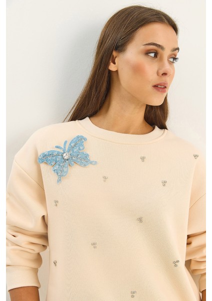 Kadın Bisiklet Yaka Kelebek Aksesuarlı Taş Işlemeli Üç Iplik Şadonlu Sweatshirt fırsatları