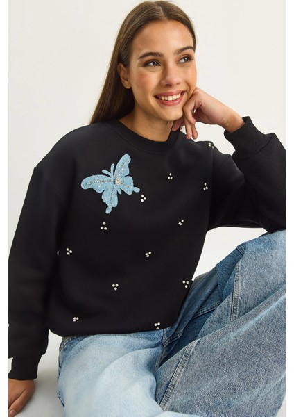 Kadın Bisiklet Yaka Kelebek Aksesuarlı Taş Işlemeli Üç Iplik Şadonlu Sweatshirt
