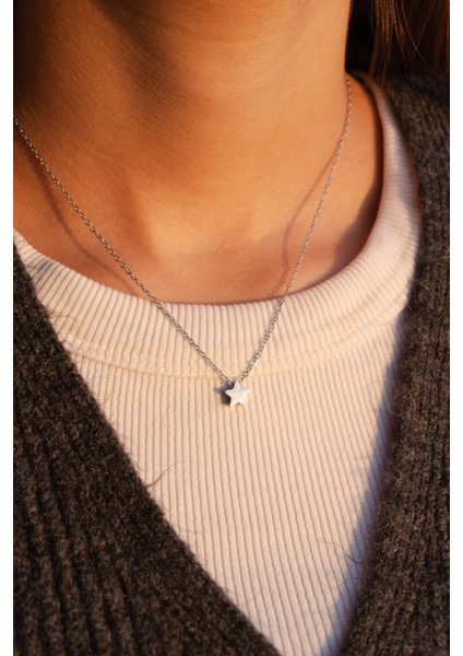 Çelik Minimal Yıldız Kadın Kolye fiyatları