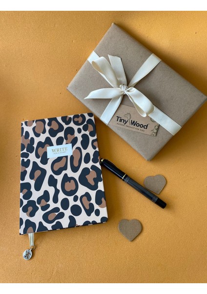 Leopar Desenli A5 Çizgili Defter – Sert Kapaklı 96 Yaprak indirimleri