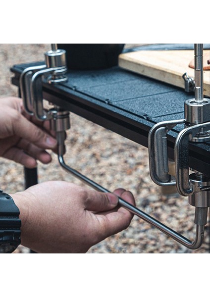 Açık Masa Beslemesi Taşınabilir Işık Kutuplu Braket Masaüstü Braket Igt Kamp Masa Aksesuarları Lamba Braketi (Yurt Dışından) indirimleri