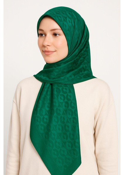 O Desenli Ipeksi Jakarlı Şal