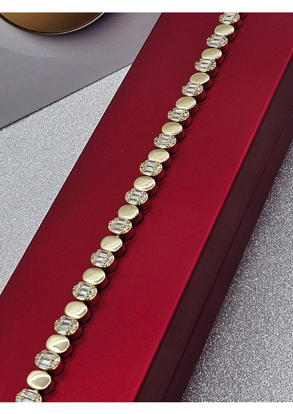 Xuping Oval Baget Taşlı Gold Renk Çelik Bileklik