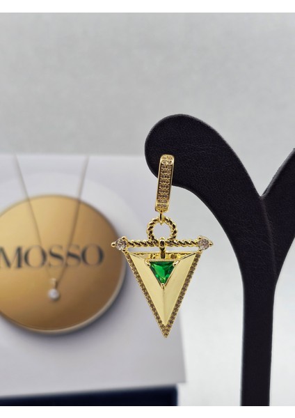 Xuping Yeşil Taşlı Üçgen Model Çelik Küpe