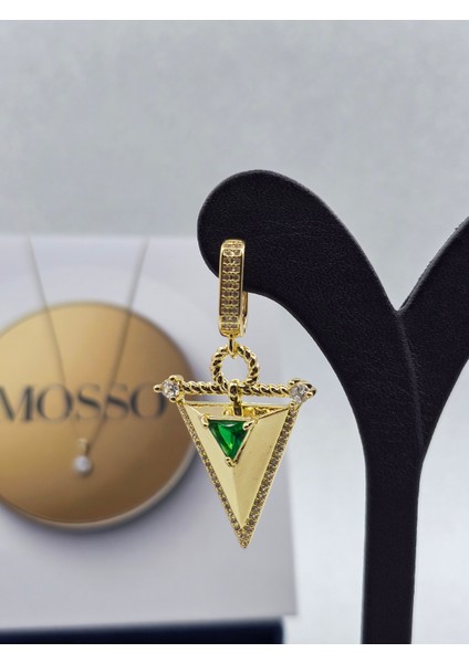 Xuping Yeşil Taşlı Üçgen Model Çelik Küpe fırsatları