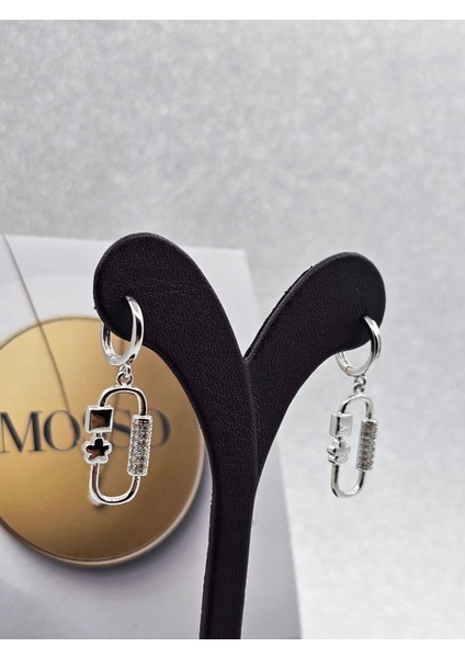 Xuping Zirkon Yıldız Kare Model Gümüş Renk Çelik Küpe