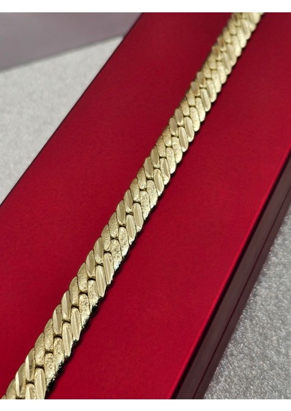 Xuping Burma Model Işlemeli Gold Renk Çelik Bileklik