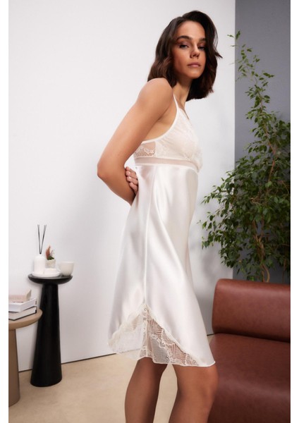 Saten Dantelli Kadın Gecelik ve Sabahlık Takımı - 4510 Ekru