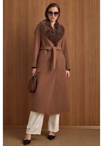 Çıkabilen Kürklü Beli Bağlamalı Uzun Boy Kaban TABA 3804 fiyatları