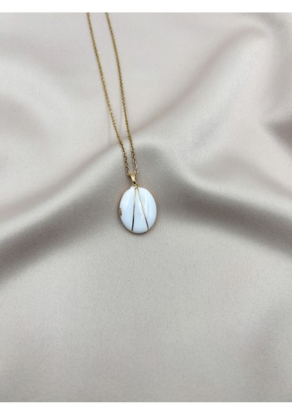 Fıora Beyaz Zarif Kadın Kolye Şık Gold Çelik Zincir