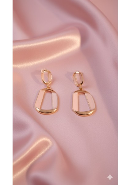 Élora Pembe Altın Detaylı Minimal Küpe – Zarif Modern Tasarım – Günlük ve Özel Kullanıma Uygun fiyatları