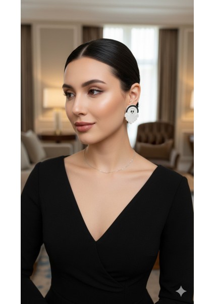 Boo Arc El Yapımı Polimer Kil Küpe – Siyah Beyaz Minimal Hayalet Tasarım