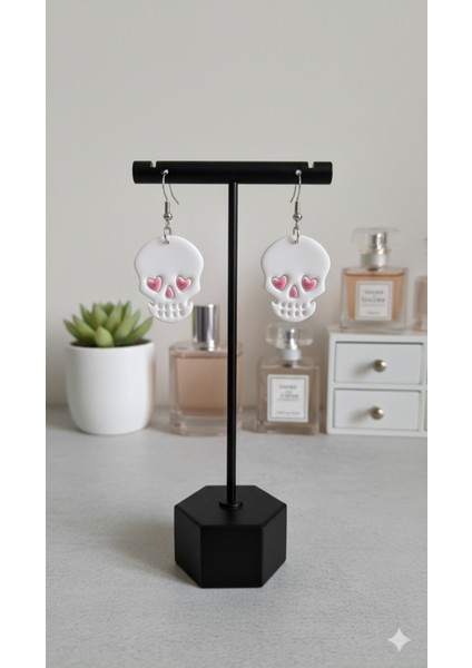 Skull Amour El Yapımı Polimer Kil Küpe – Kalp Gözlü Kafatası Tasarım – Gotik & Sevimli Konsept Küpe fiyatları