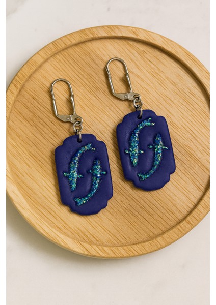 Pisces – Lacivert & Yeşil Işıltılı El Yapımı Balık Temalı Küpe fırsatları