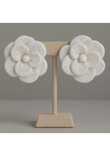 Fleur De Éclat Simli Beyaz Çiçek Formlu El Yapımı Küpe fiyatları