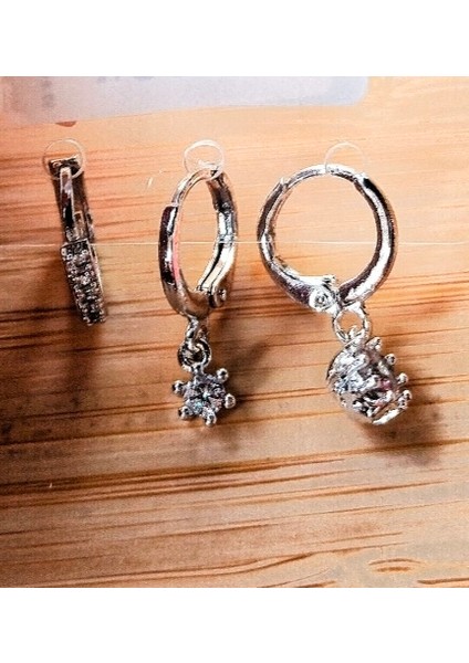 Gümüş Renk Lüks Gösterişli Figürlü Üçlü Küpe modelleri