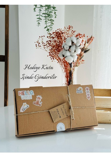 Ftbabycollection Müslin & Bambu Yenidoğan Hediye Seti (Battaniye, Mendil, Önlük, Zıbın, Çorap)