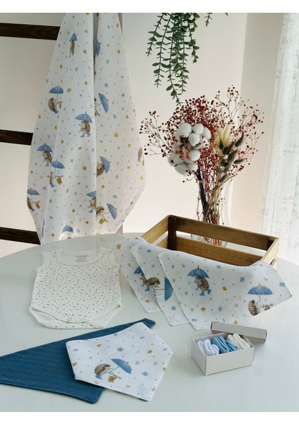 Ftbabycollection Müslin & Bambu Yenidoğan Hediye Seti (Battaniye, Mendil, Önlük, Zıbın, Çorap)