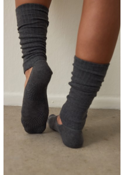Antrasit Kaydırmaz Taban Bantlı Pilates&Yoga Tozluk Çorap fiyatları