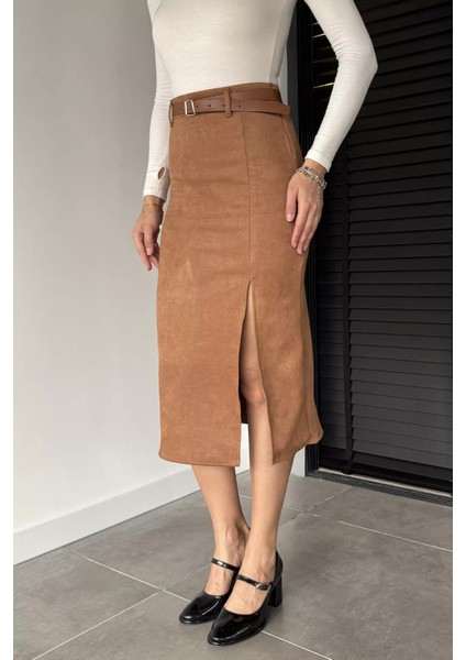 Kadın Yırtmaç Detaylı Kemerli Midi Boy Süet Etek P-00014578