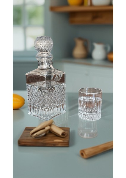 Kristal Kare Sürahi ve Karaf ve 6 Parça Kristal Su-Viski Bardağı Seti modelleri