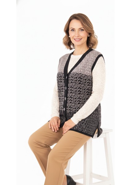 Kadın Triko Kışlık Motifli Düğmeli Çift Cepli Normal Kesim Likralı Yünlü Dokuma Kumaş Anne Yelek fiyatları