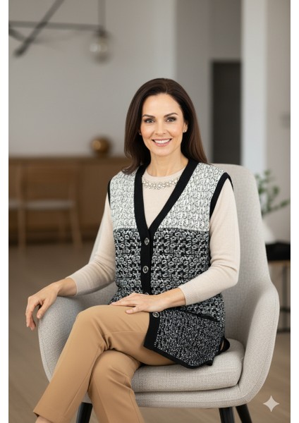 Kadın Triko Kışlık Motifli Düğmeli Çift Cepli Normal Kesim Likralı Yünlü Dokuma Kumaş Anne Yelek fırsatları