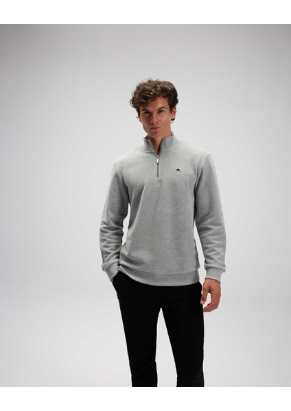 Sweatshırt (2025 Sonbahar-Kış) indirimleri