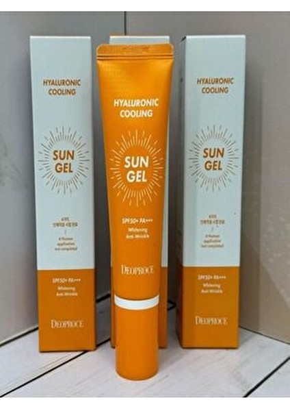 Hyaluronik Soğutucu Güneş Kremi SPF 50+ Tüm Cilt Tipleri İçin 50 gr