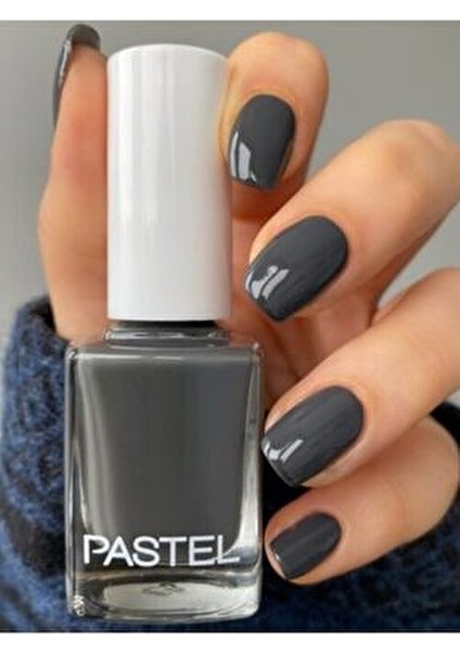 Oje Çok Renkli Vegan ve Cruelty Free İçerik 13 ml Kalın Fırça ile Kolay Uygulama fiyatları