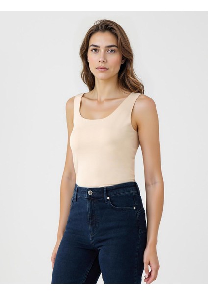 Ten Rengi Dar Kesim Örme U Yaka Atlet