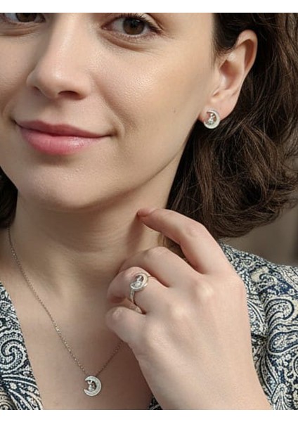 Kadın 925 Ayar Gümüş Kedi Ay Zirkon Taş Takı Seti