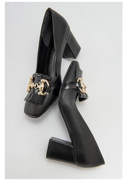 Kadın MNC Siyah Tokalı Kalın Topuklu Ayakkabı