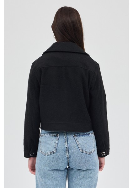 Siyah Kısa Astarlı Kaşe Kadın Ceket 3055A