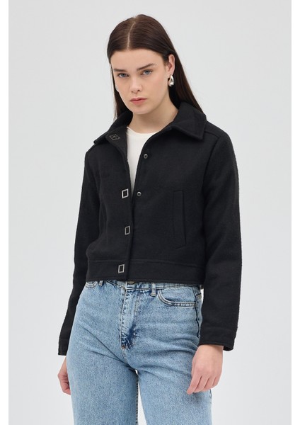 Siyah Kısa Astarlı Kaşe Kadın Ceket 3055A