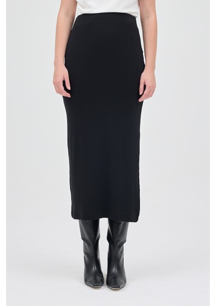 Siyah Likralı Uzun Lastik Bel Etek 8157A modelleri