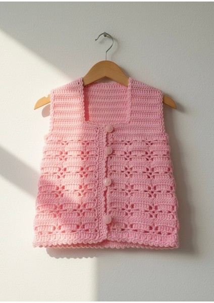 Tığ Işi Modelli Bebek Yeleği