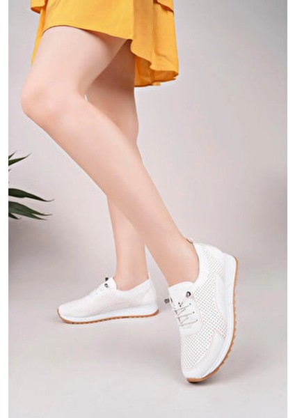 Kadın Babet Ayakkabı Beyaz Suni Deri Lastik Bağcıklı Günlük Kullanım İçin