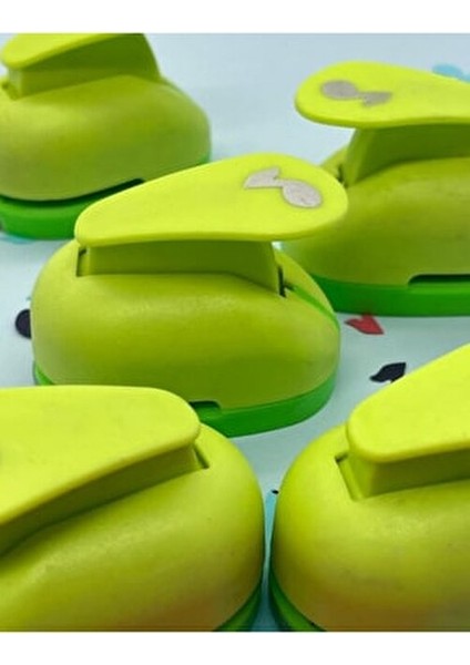 Nota Desenli Delgeç 6.3 cm x 4.9 cm Kawaii Tasarım ile Eğlenceli modelleri