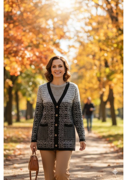 Kadın Kışlık Motifli Çift Cepli Önü Düğmeli Normal Kesim Likralı Yünlü Dokuma Kumaş Anne Hırka modelleri