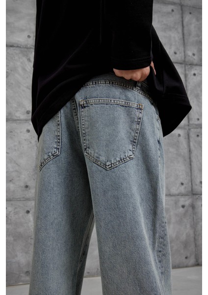 16369-3 Baggy Taşlamalı Jean