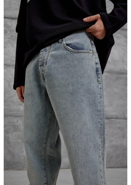 16369-3 Baggy Taşlamalı Jean