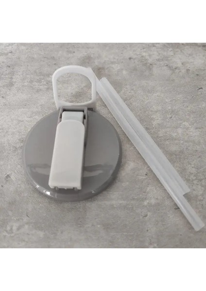 Taşınabilir Soda Kutu Kapağı ve Silikon Saman Soda, Konserve Içecekler Için Uygun Şekilde Yeniden Kullanılabilir, 2 Pipet ile 1 Adet (Yurt Dışından)