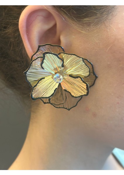 Zirkon Taşlı Tasarım Çiçekli Kadın Küpe 5 cm fiyatları